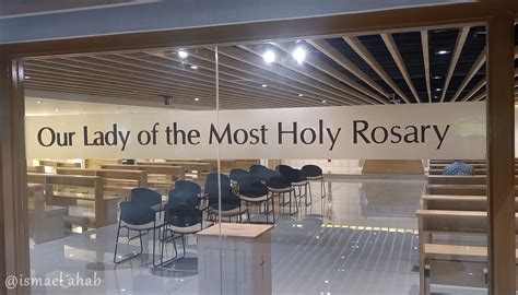 HOLY ROSARY CHAPEL AT SM MAKATI: .